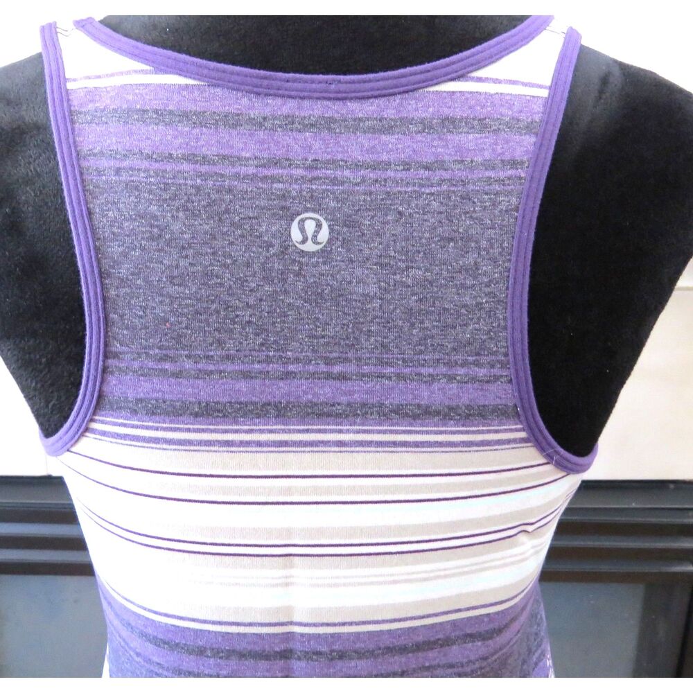 Lululemon Women's Racerback Tank Top  4-6 (XS/S) ** read  EUC - Picture 2 of 4